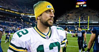 Quarterback Aaron Rodgers Teams up with Cash App to Take a Portion of Salary in Bitcoin