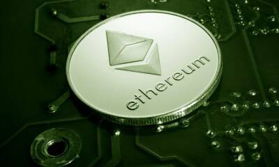 Will December see Ethereum outperform Bitcoin again