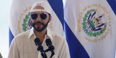 El Salvador's bitcoin buying spree boosts its risk of default, rating agency Moody's warns