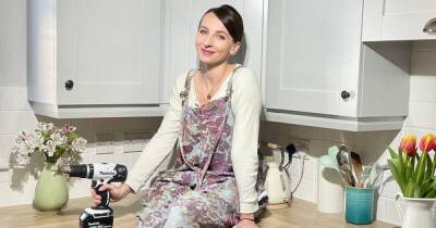 Woman in Covid isolation saves £20,000 with DIY shaker kitchen for just £230 using B&Q, eBay and Etsy supplies