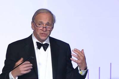 Top Crypto Concern of Institutional Investors, Ray Dalio on Bitcoin Allocation + More News