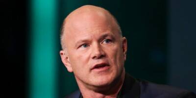 Crypto bull Mike Novogratz sees bitcoin's price floor at $38,000 as institutions take positions during latest sell-off