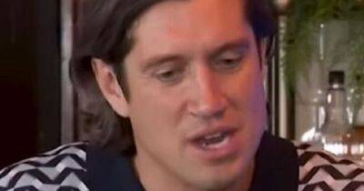 Vernon Kay gets massive tattoo of US sports star on his back after losing a bet