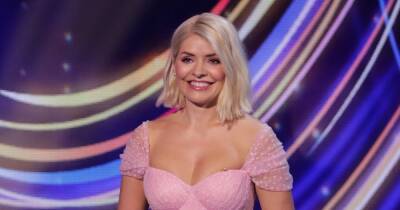 Holly Willoughby's ITV Dancing On Ice outfit sparks same comment from fans
