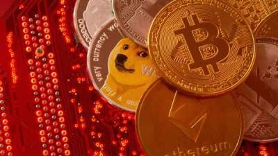 Cryptocurrency prices today: Bitcoin, ether, dogecoin, Solana trade with gains