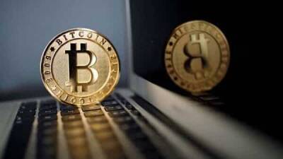 Bitcoin loses to gold amid Ukraine crisis. What's next for the cryptocurrency?