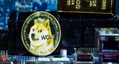 After plunging 81% from its peak, is Dogecoin losing ground to Shiba Inu?
