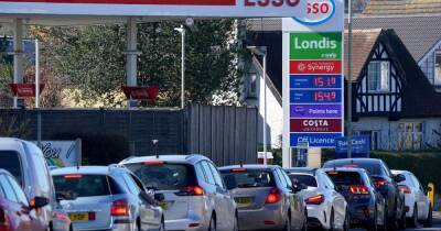 Fuel protests lead to queues at some petrol pumps