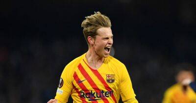 Manchester United 'close' to reaching Frenkie de Jong agreement and more transfer rumours