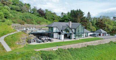 Inside the incredible multi-million pound homes that Rightmove users are obsessed with