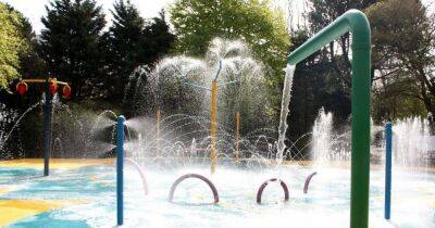 Outdoor water parks, splash zones and paddling pools for kids in and around Greater Manchester
