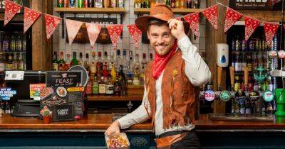 Wigan pub offering FREE breakfasts this weekend - but only if you dress up