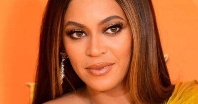 Beyonce is sending Twitter wild over £12 NastyGal accessory everyone needs
