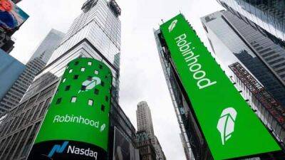 US moves to seize Robinhood shares, Silvergate accounts tied to FTX
