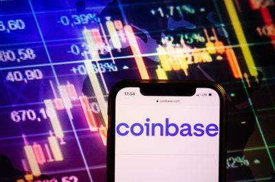 Coinbase Stock Outperforms Bitcoin and Ethereum: What’s Behind the Surge?