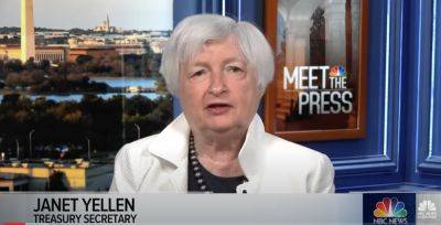 Banks Will Likely Consolidate Further Into Bigger Giants: Fed's Yellen